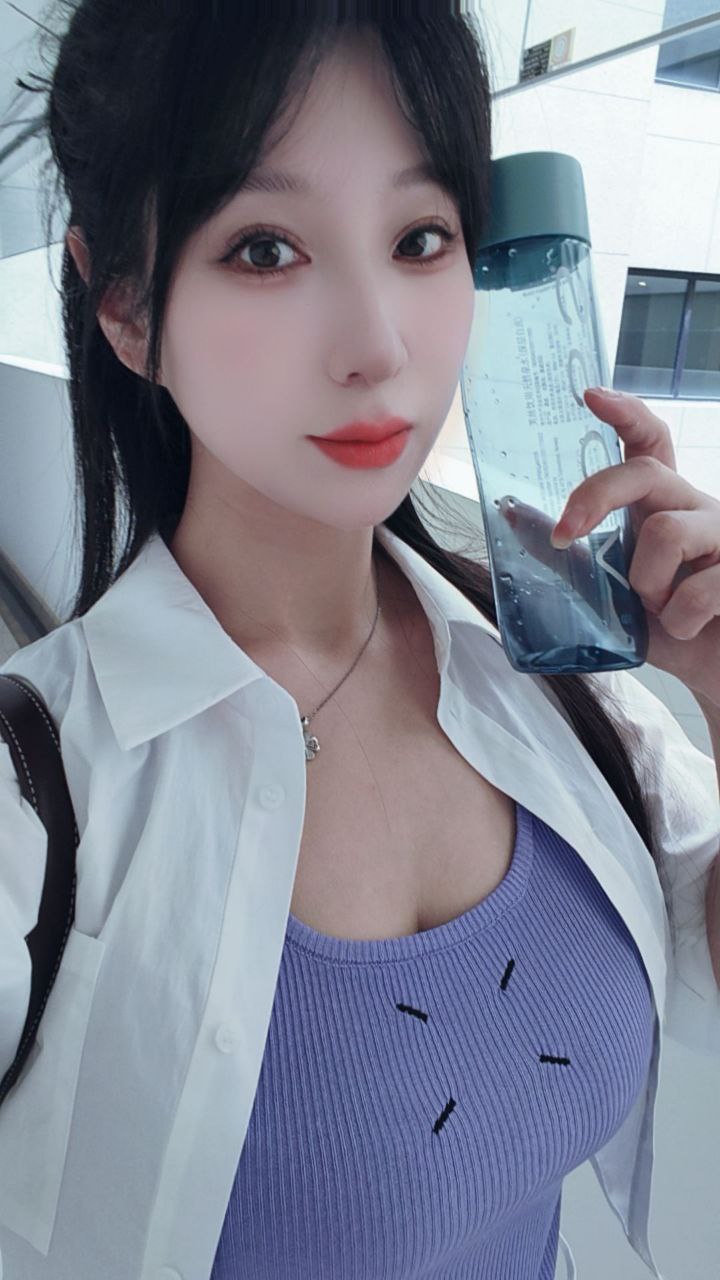 b.jpg